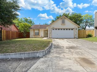 11458 Fort Wyne Dr, San Antonio, TX 78245