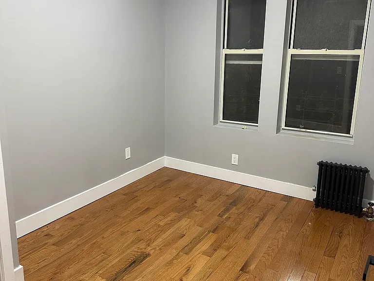 2126 Chatterton Ave #4 — Photo 8