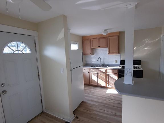 4th image of 198 Millhurst Rd #198