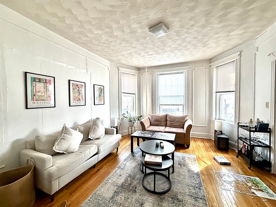 1st image of 7 Devotion St APT 1