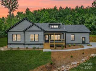 58 Kennedy Rise, None Hendersonville, NC 28792