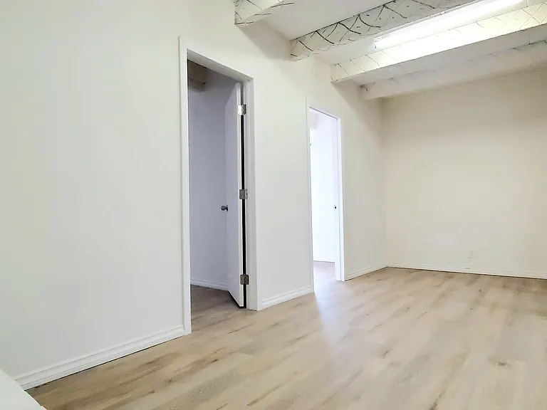 2311 El Paseo St #2 — Photo 10