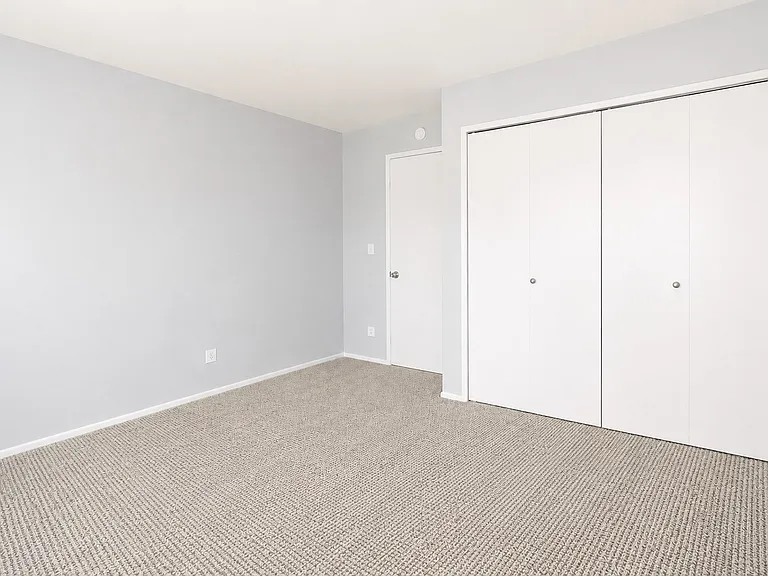 1143 Auburn Ln — Photo 13