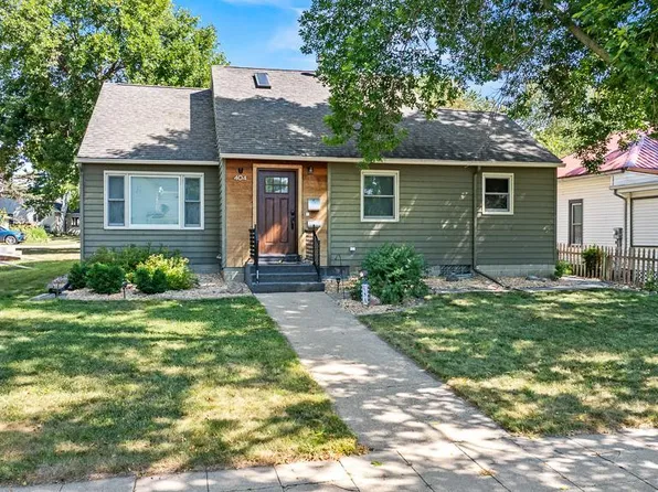 404 Walnut St, Marshall, MN 56258
