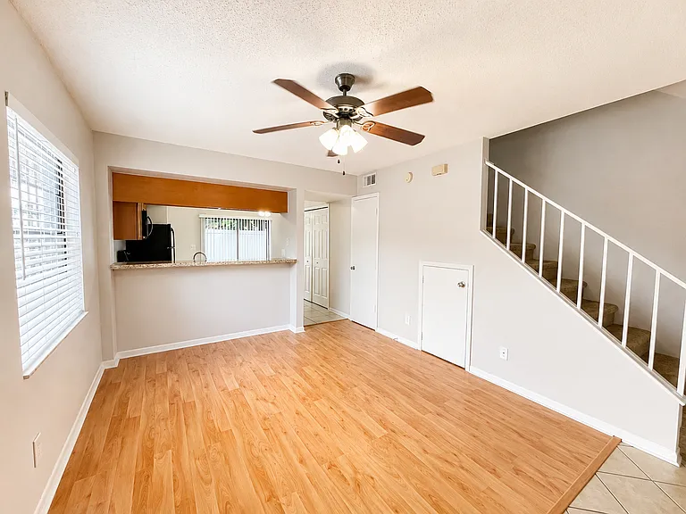 506 S Albany Ave #A — Photo 5