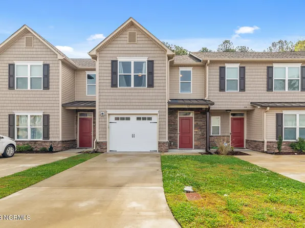 212 Boyington Place Road, Midway Park, NC 28544