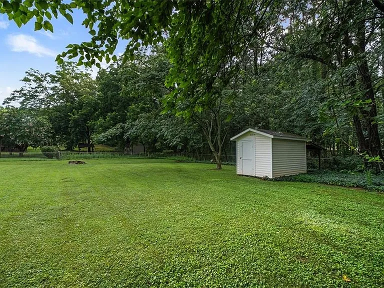 5146 Bramblewood Dr — Photo 41