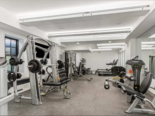 128 Columbia Heights image 7 of 17