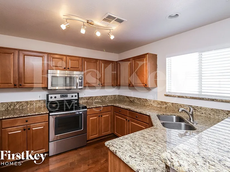 31315 N Shale Dr — Photo 5