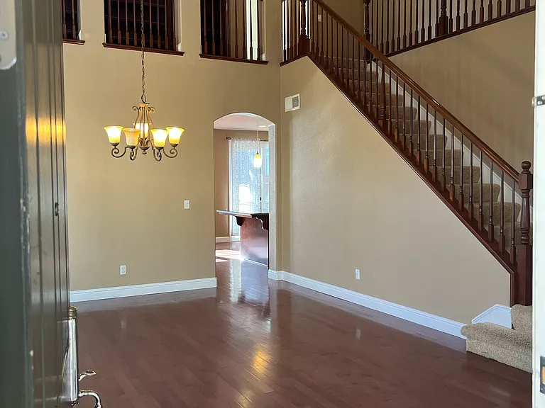188 W Charlene Ct — Photo 5