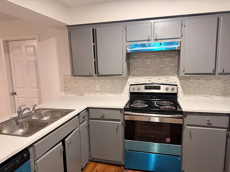 12779 Enchanted Path Dr — Photo 3