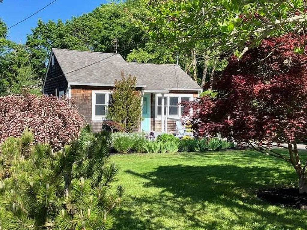 Southold Cottage — Photo 3