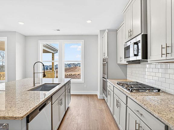 4th image of 2587 Parkside Way Lot 394