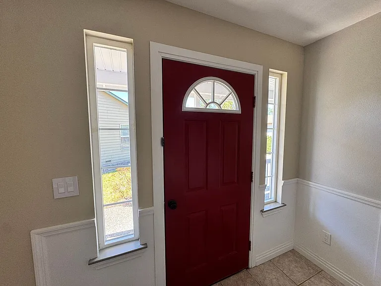 1108 Maddox Creek Ln — Photo 13