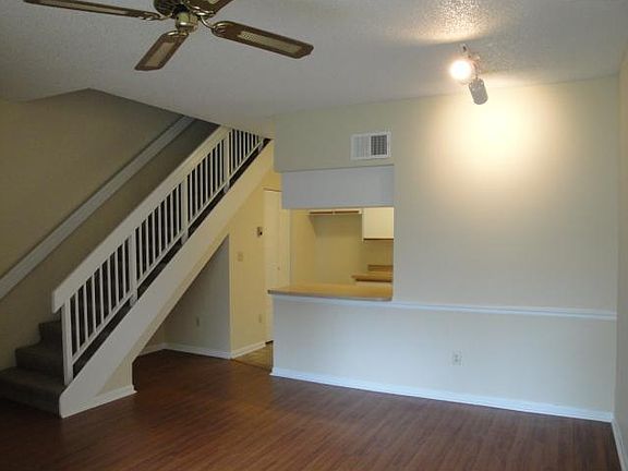 2nd image of 18316 NW 68 Av I #I