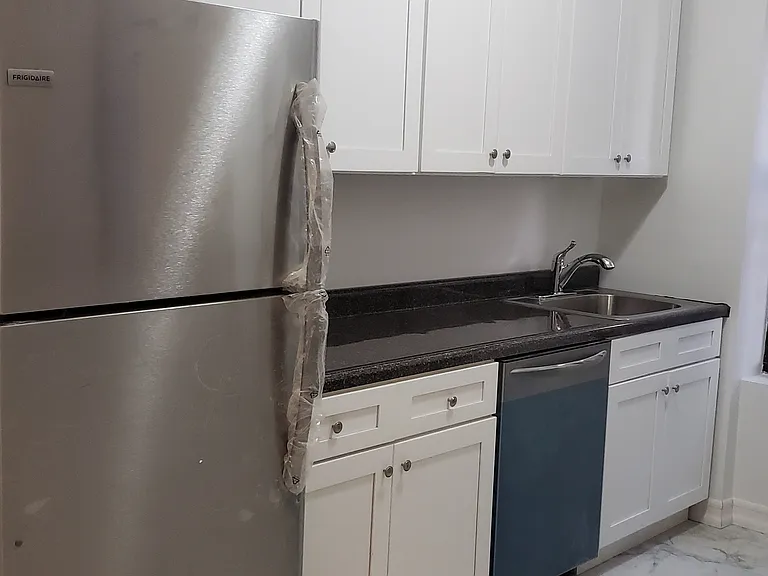 632 Ocean Pkwy #1 — Photo 6