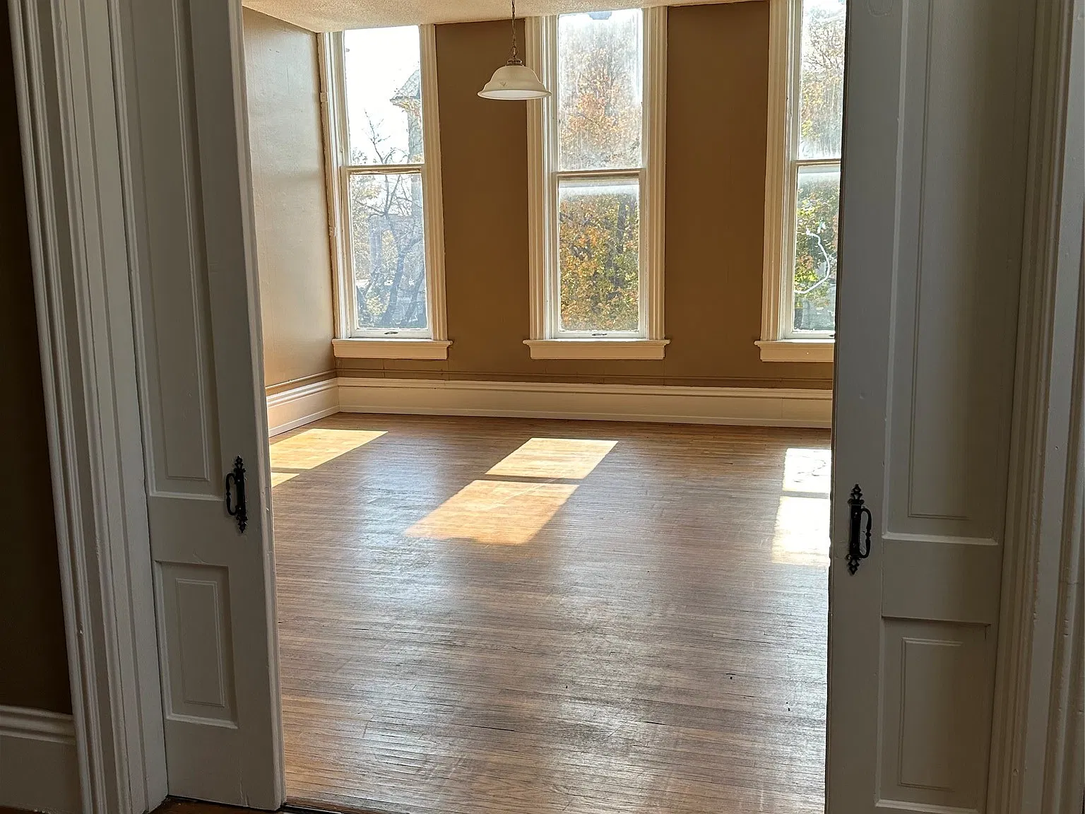 1 bed, 600 sqft, $975 — Photo 2