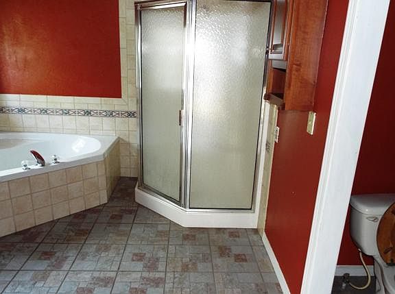 3rd image of 5611 Japonica Dr