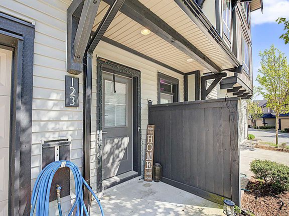 2nd image of 30930 Westridge Pl #123