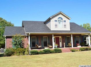 17089 Hall Rd, Athens, AL 35613
