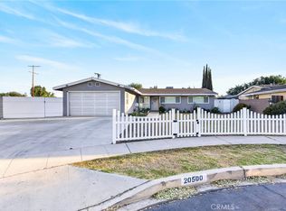 20500 Mandell St, Winnetka, CA 91306