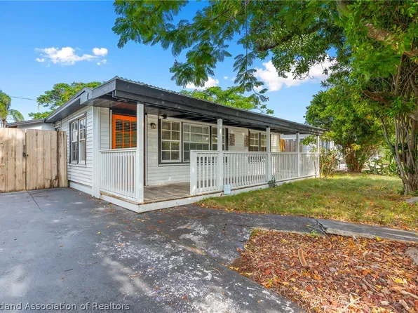 1310 N J St, Lake Worth, FL 33460