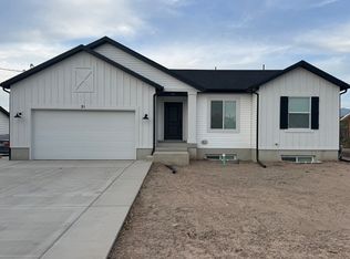 21 E Antelope Dr, Layton, UT 84041