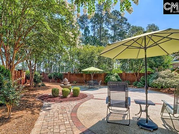 4th image of 11 Club Ridge Ct
