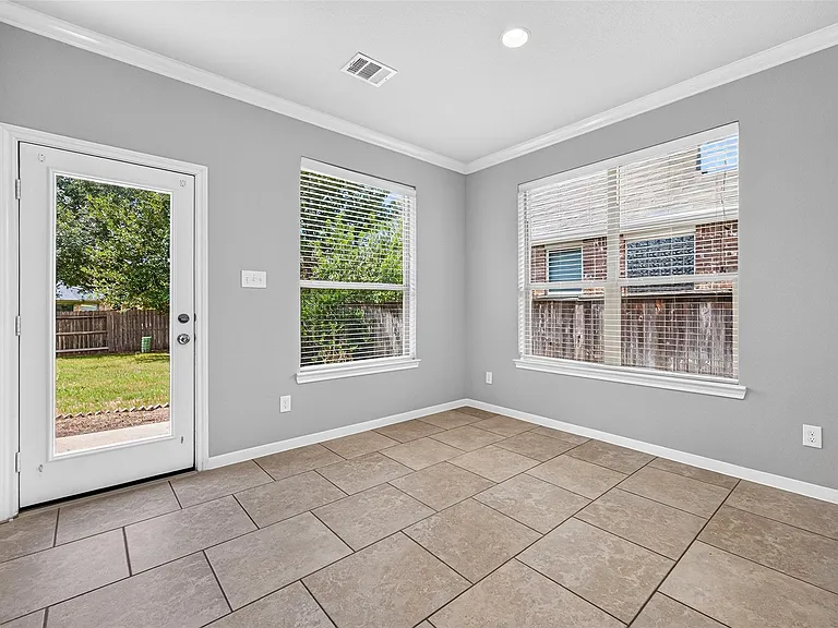 50 Vershire Cir — Photo 22