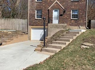 357 Iris Dr, Pittsburgh, PA