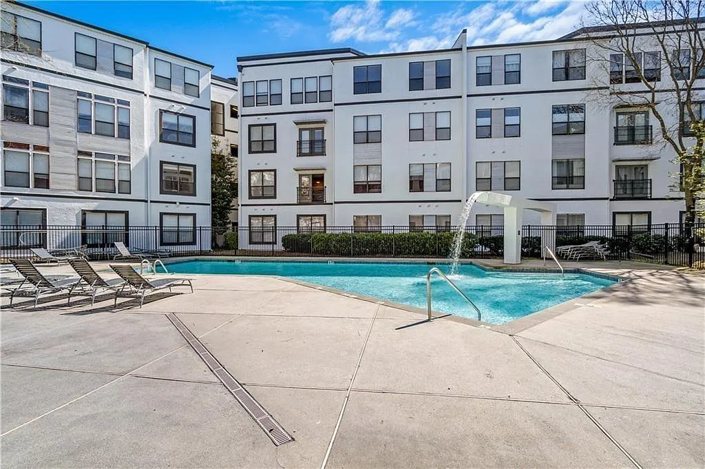2 bed, 2.0 bath, 1077 sqft, $2,500 — Photo 1