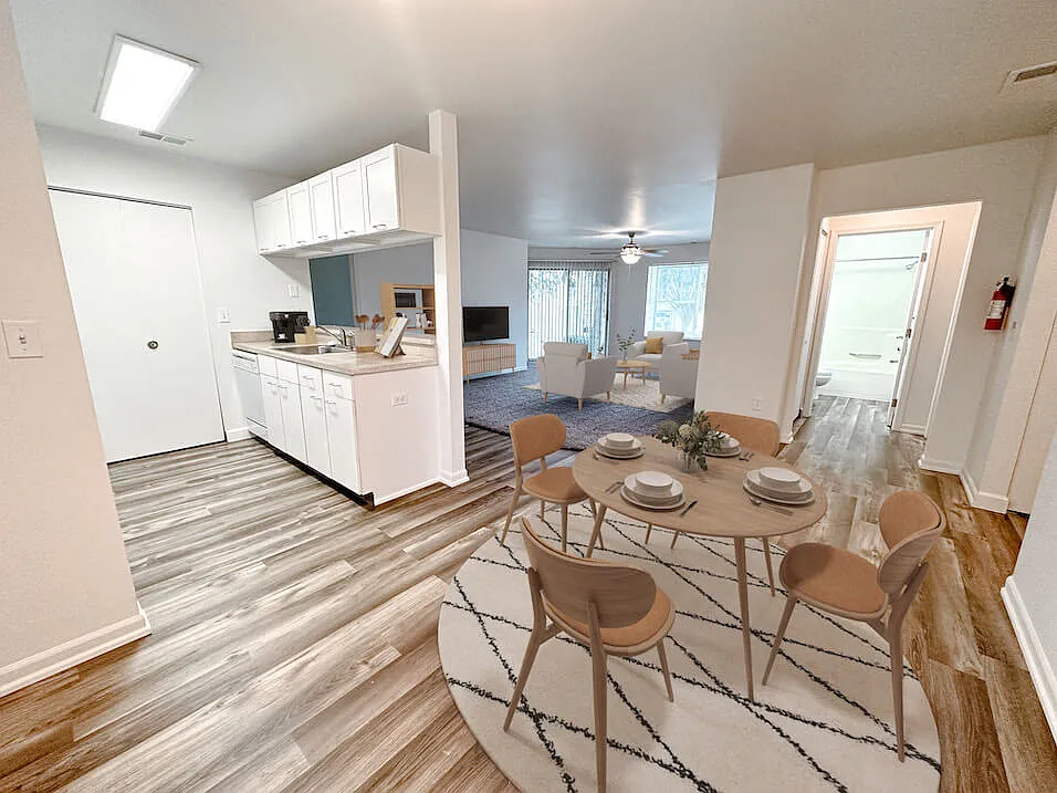 Drakes Pond Apartments — Photo 3