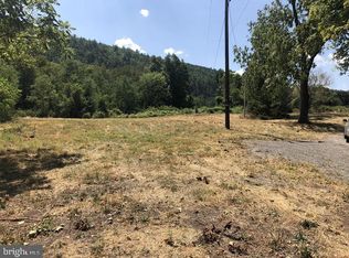 2654 Frank Haines Rd, Paw Paw, WV 25434