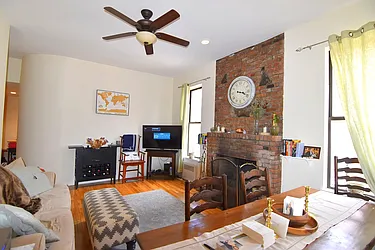Rented by Manhattan Spaces