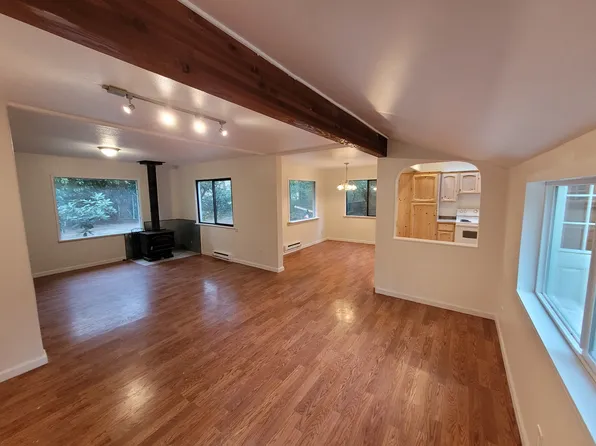 43015 SE North Bend Way, North Bend, WA 98045