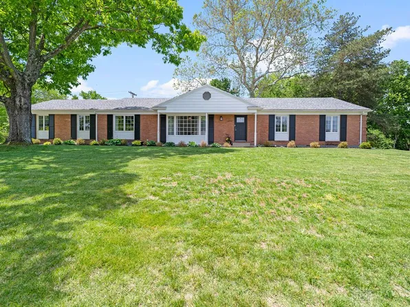5733 Barnsley Pl, Dayton, OH 45459