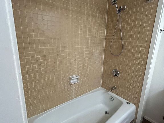 5th image of 400 Hualani St #3/119