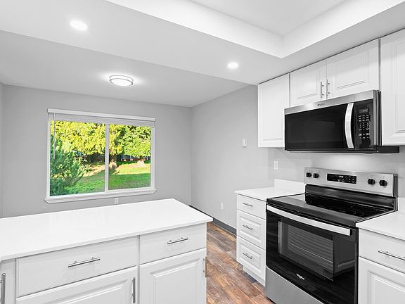 2nd image of 14000 SE Cascade Park Dr APT 13