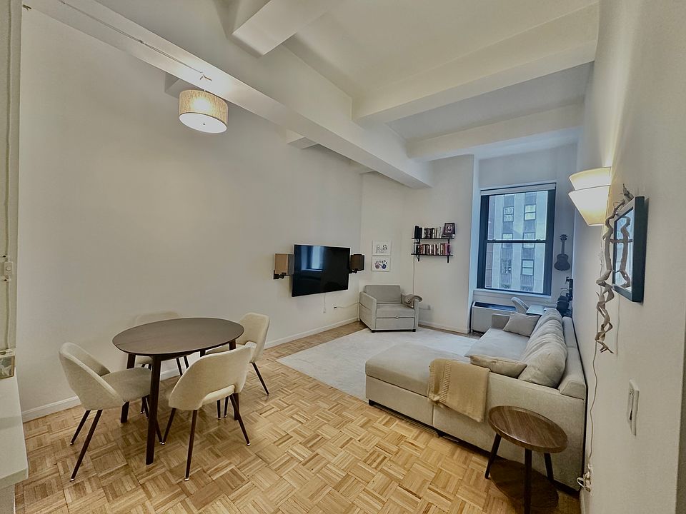 1st image of 85 John St APT 9E