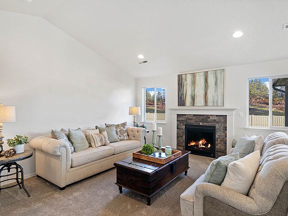 Edgewood - Living Room 2