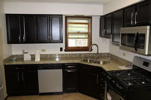 33 E Wilson St photo 1