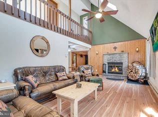 112 Maple Rd, Blakeslee, PA 18610