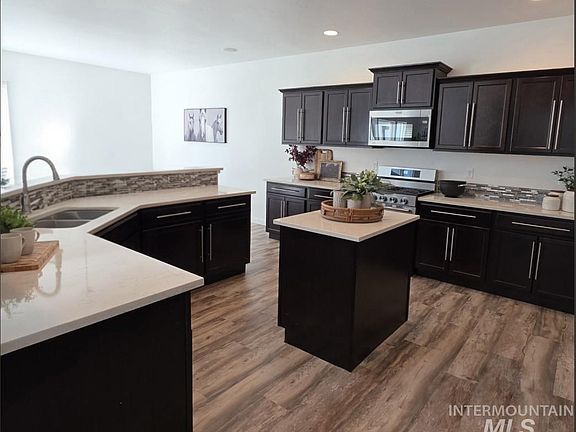 5th image of 5103 N Zamora Way