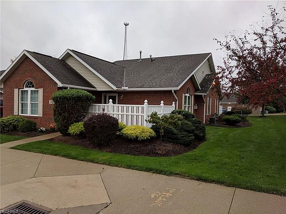 2nd image of 702 Dogwood Dr