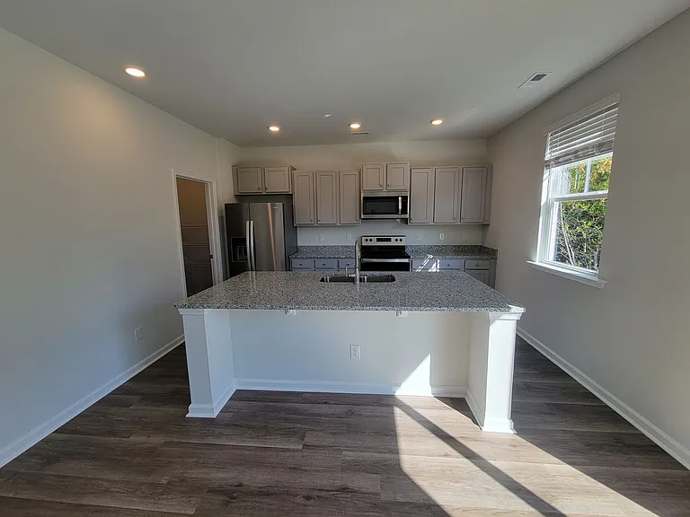 918 Needlerush Rd — Photo 5