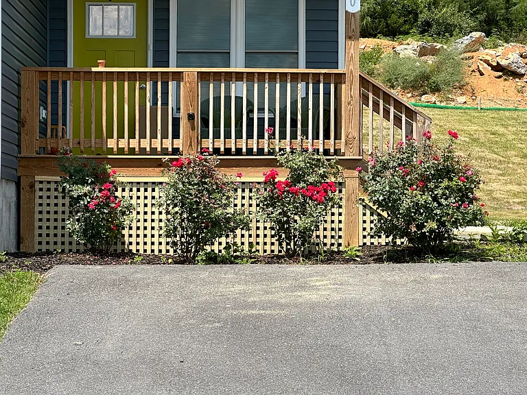 30 Triple Crown Dr — Photo 2