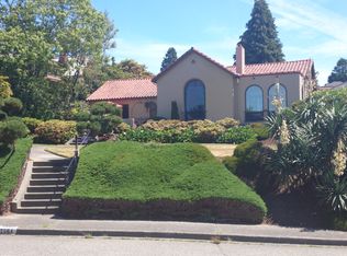 2564 Magnolia Blvd W, Seattle, WA 98199