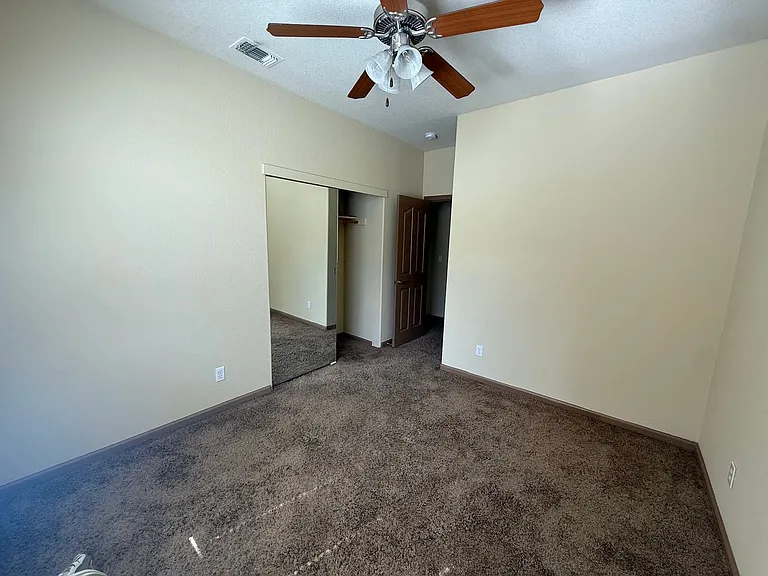 1764 Golden Way — Photo 27