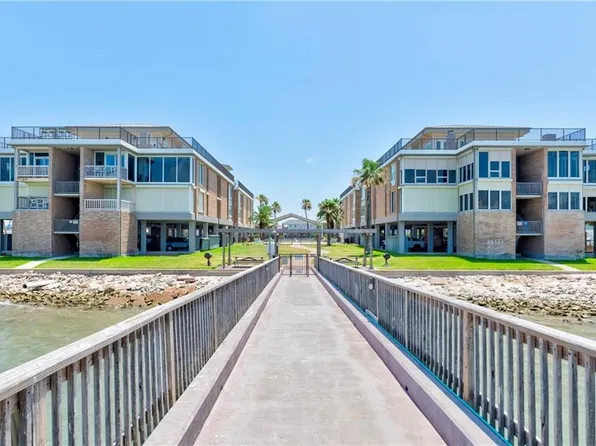 631 Channel View Dr #208, Pt Aransas, TX 78373