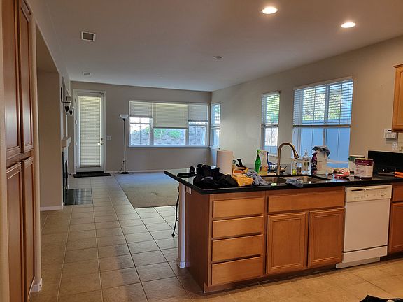 4th image of 1537 Loma Alta Dr